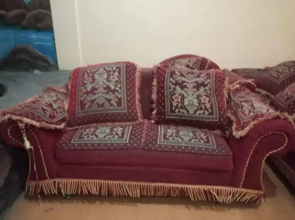 Sofa empuk bekas seperti baru