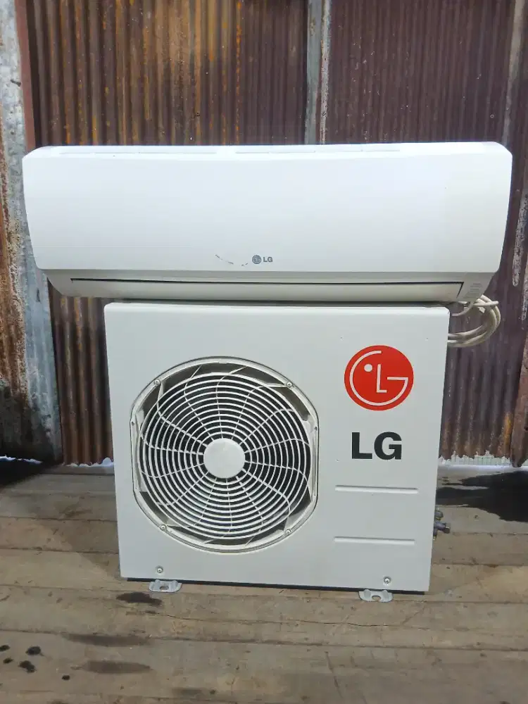 JUAL AC 1/2 PK BEKAS BERGARANSI