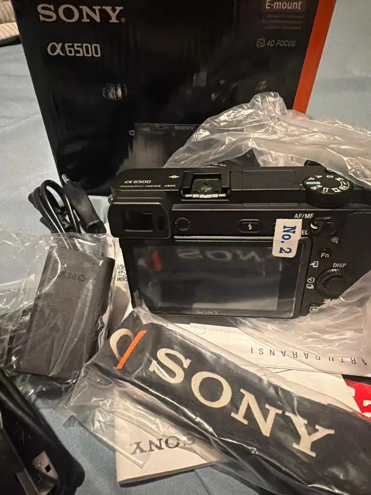 Kamera Sony @6500 + Lensa Kit + Memory Baru