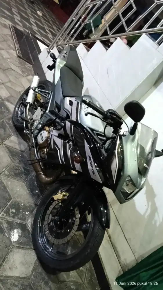 Kawasaki ninja rr new 2015
