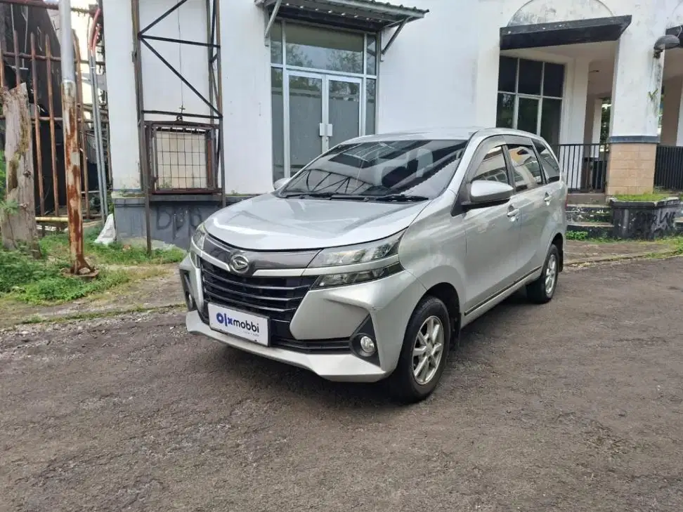 Pajak Panjang - Daihatsu Xenia 1.3 X Bensin AT 2021 Silver