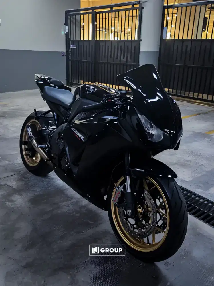 FOR SALE!! HONDA CBR 1000RR BLACK EDITION 2013