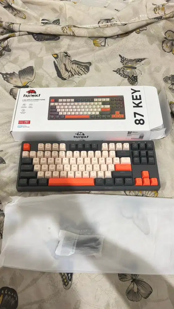 Keyboard Free Wolf M87 - Mulus Like New (Baru Pemakaian Seminggu)