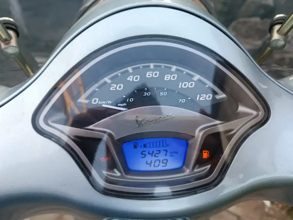 UD ENY MOTOR - Piaggio Vespa LX thn 2022 limit