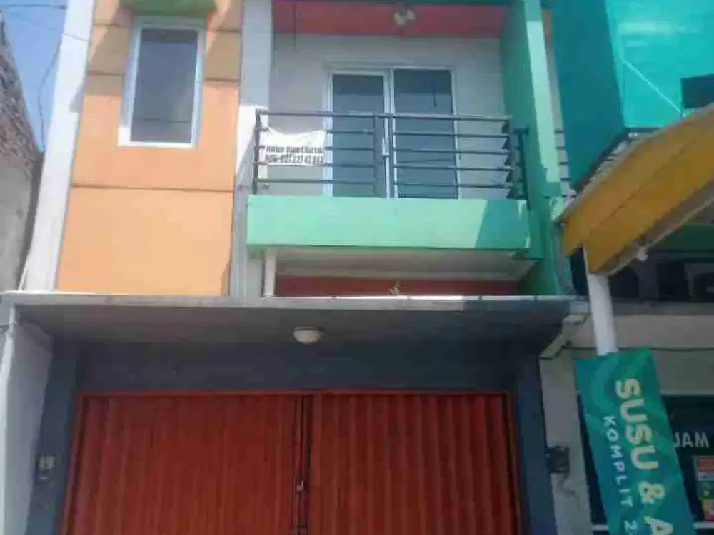 Ruko 2lt model loss area jl. kabupaten dekat rsa ugm
