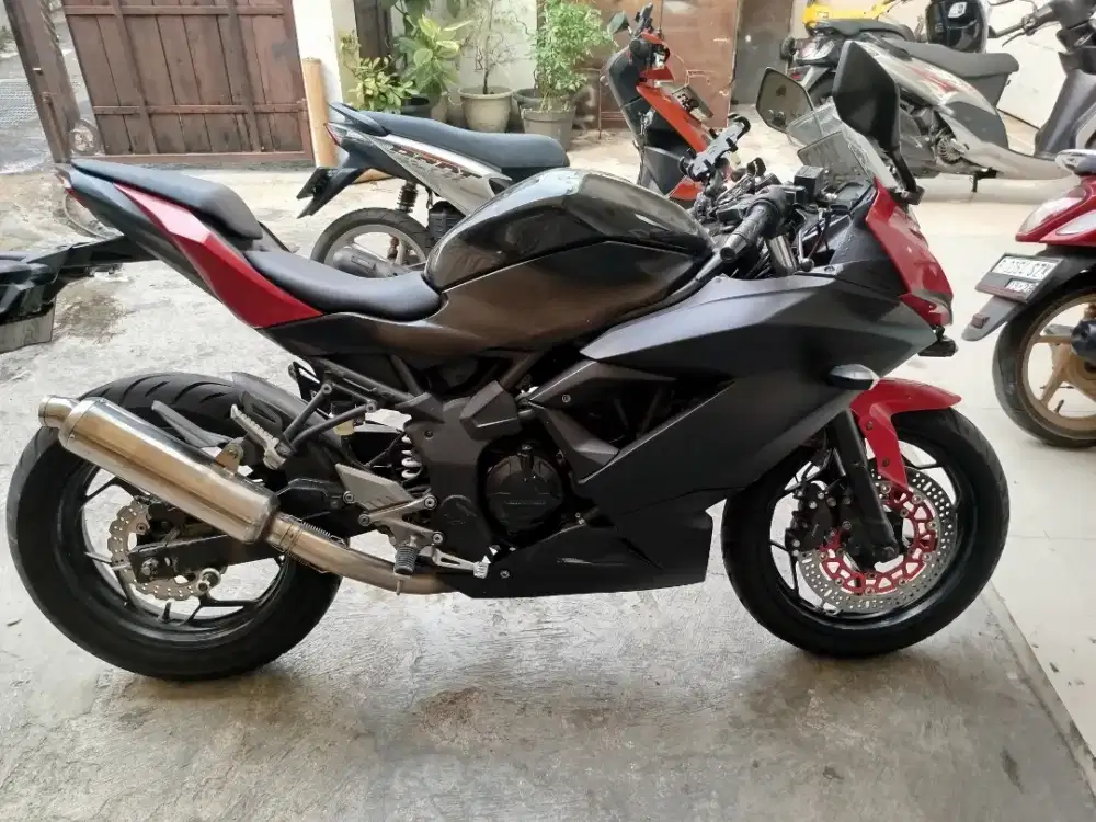 Ninja mono SL 250