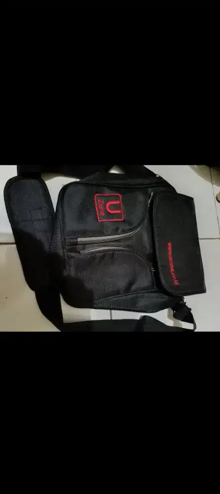 Dijual Borongan 3 item tas selempang