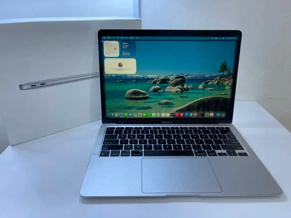 MacBook Air M1 2020 
M1 8/256GB
Cc 423 Normal BH 84% fullset