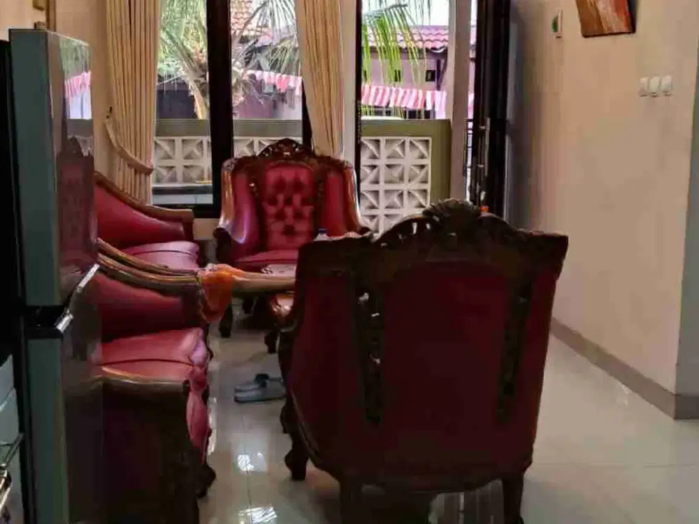 Dijual Rumah Minimalis 2 Lt di Pejuang. Harapan Indah Bekasi