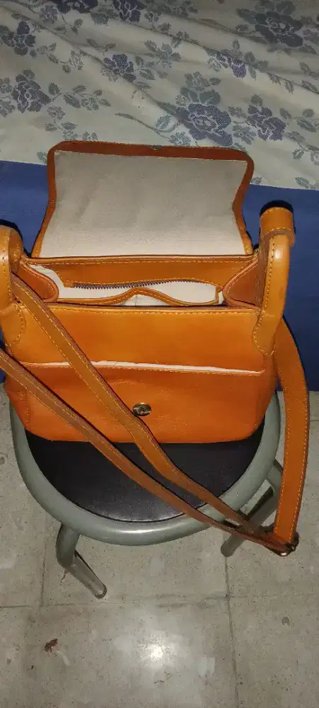 Tas wanita,kulit lembu asli