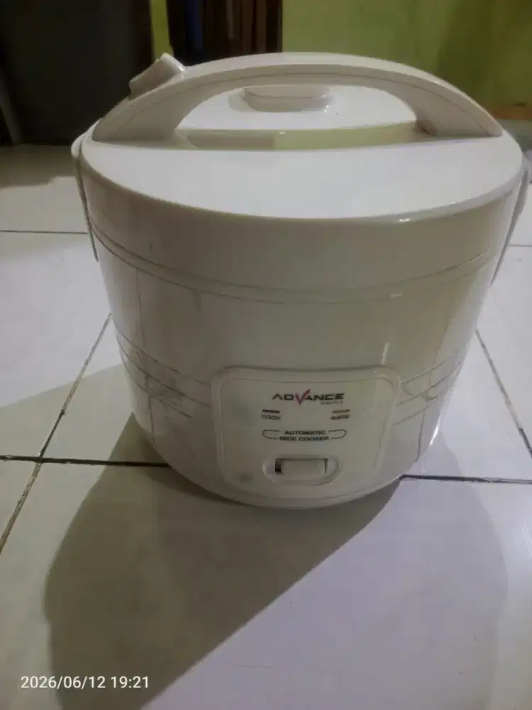 Magikom Advan 2 lt putih mulus Kya baru