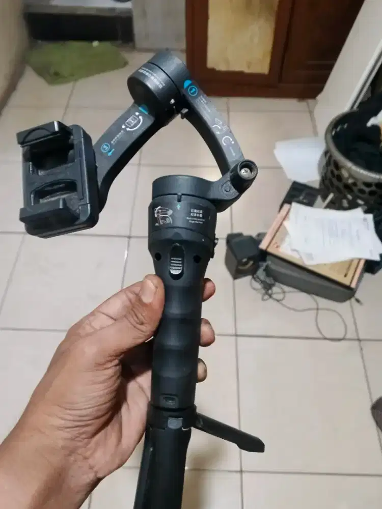 Tripod 360 multifungsi masih bagus