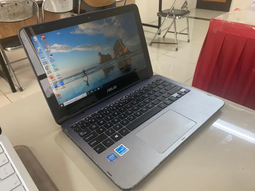 Laptop Second Asus TP203M (VivoBook Flip 12 TP203)