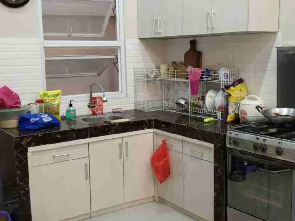 rumah mink.alis 2 lantai di pejuang harapan indah bekasi