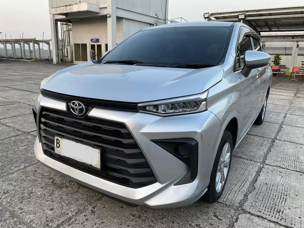 Avanza 1.3 E Manual Thn 2023 Silver Service Record Toyota MT Km 70ribu