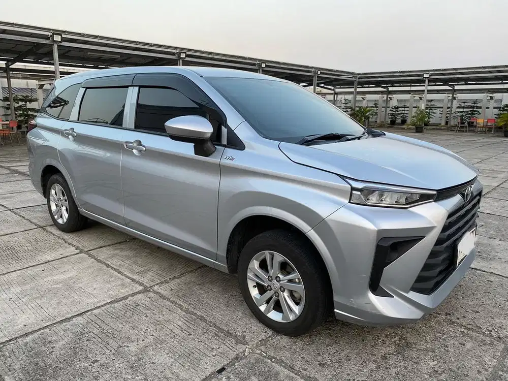 Avanza 1.3 E Manual Thn 2023 Silver Service Record Toyota MT Km 70ribu