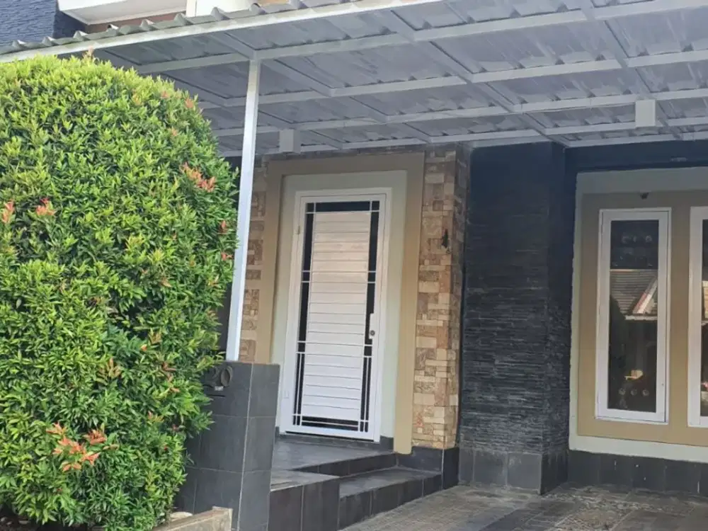 Dijual rumah murah di Cluster Valencia Graha raya Tangerang Selatan