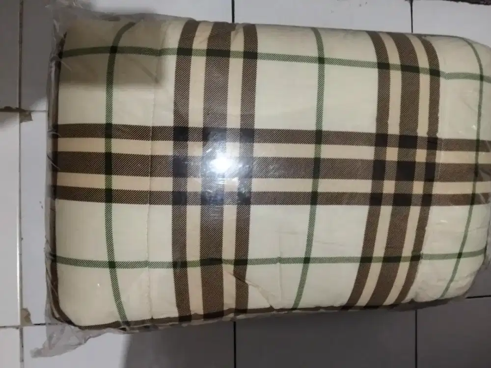 Bed Cover corak garis garis size 180