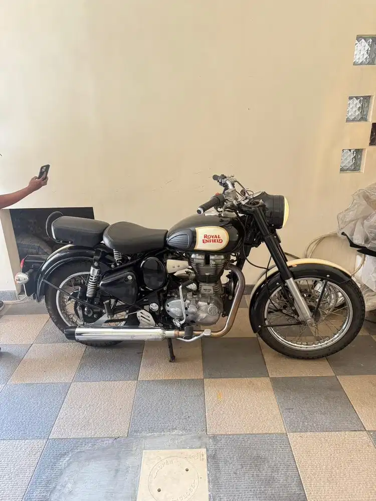 Royal enfield classic 500