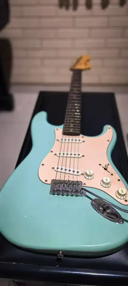 Fender squier affinity stratocaster