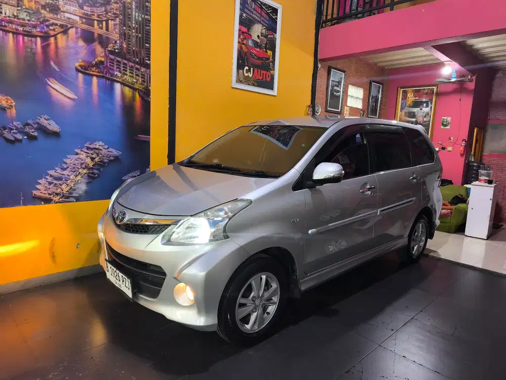 Toyota Veloz 2013 Metik