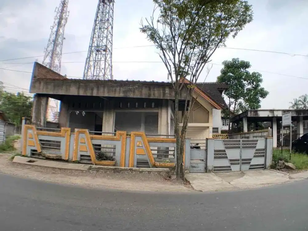 Rumah Besar dikawasan wisata Cipanas Garut