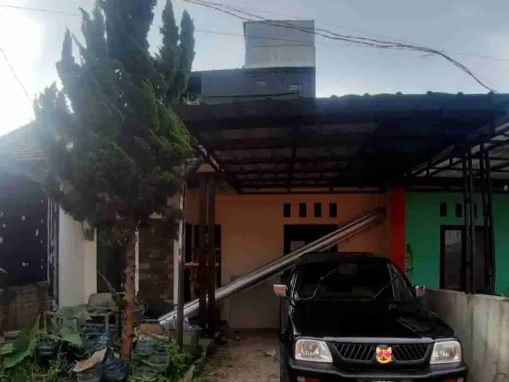 Rumah jl Caringin Jatinangor kiara Asri