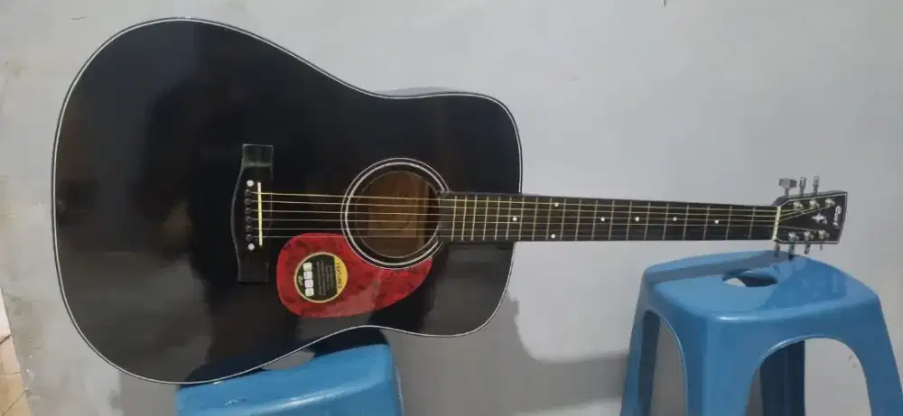 Gitar akustik jumbo tanambesi