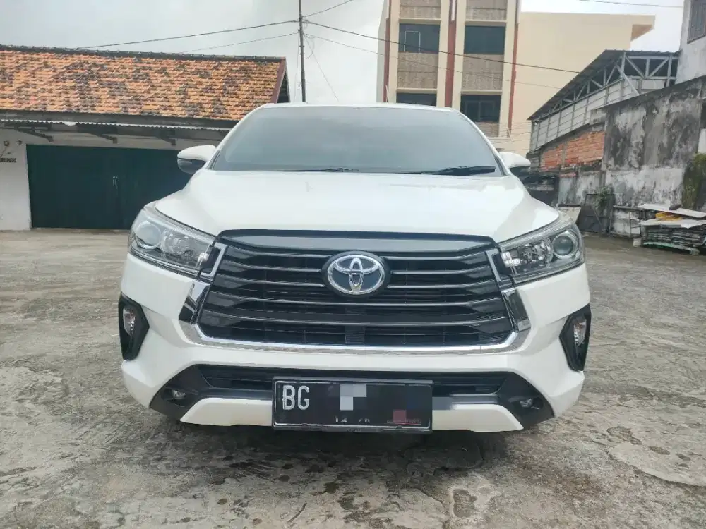 Km 50rb Toyota Inova V matic diesel 2021