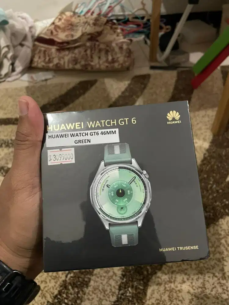 Huawei watch GT 6 green smartwatch
