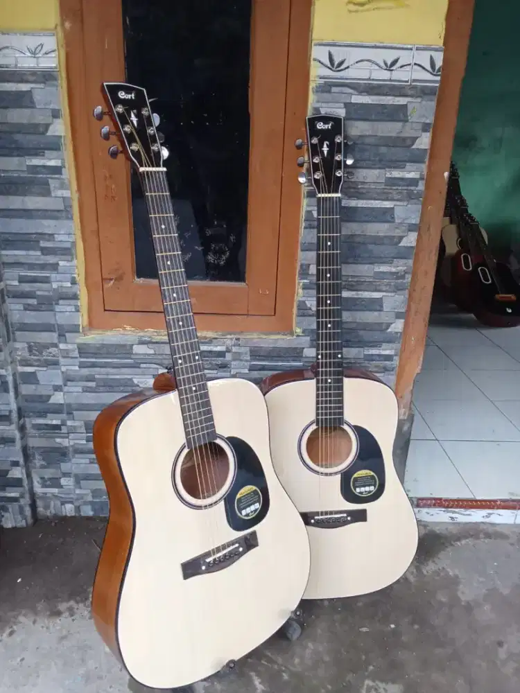 Gitar akustik jumbo tanambesi