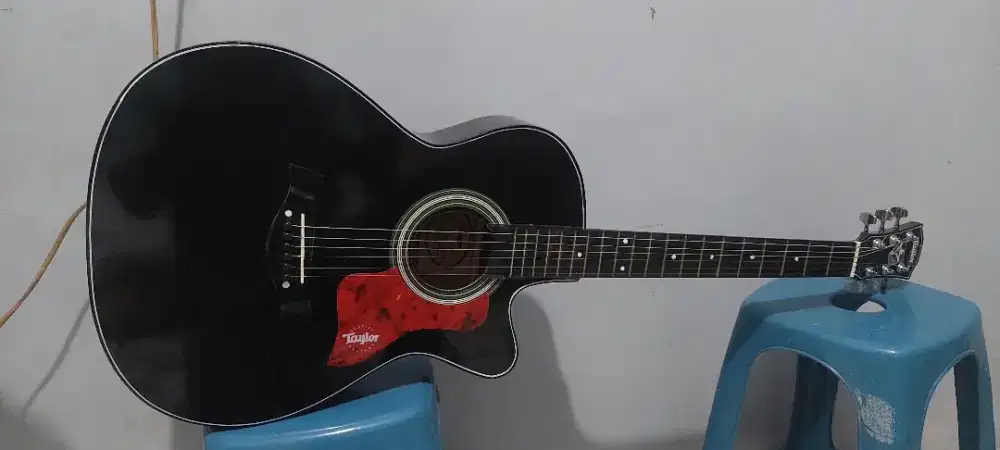 Gitar akustik ymahaa New black