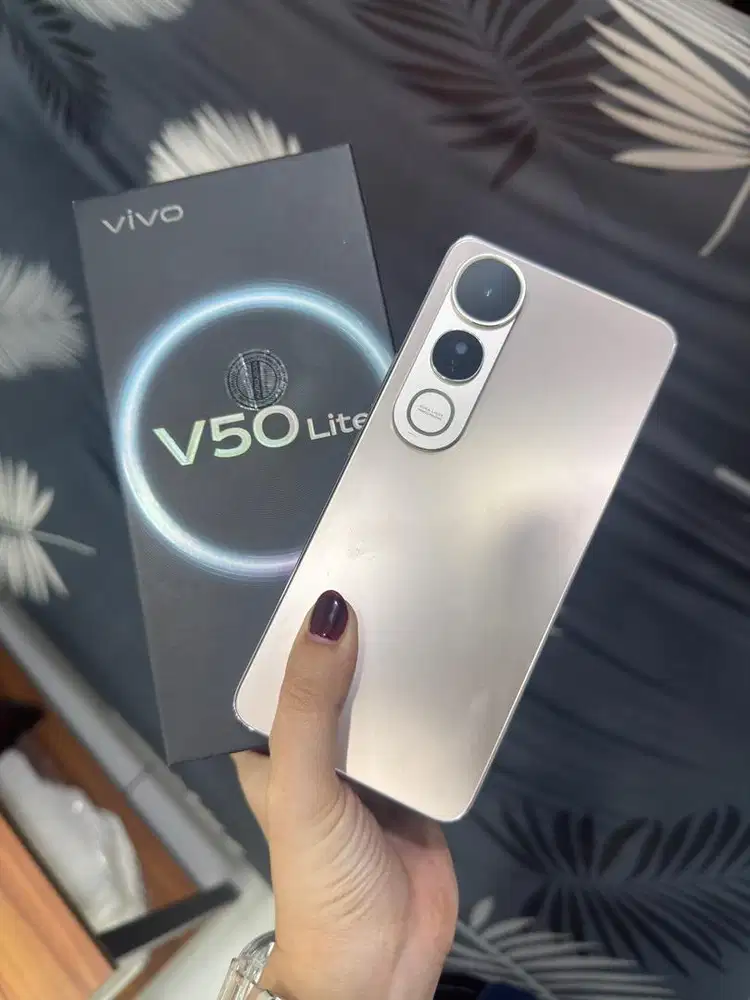 Vivo V50 lite 8/256 Kelengkapan original