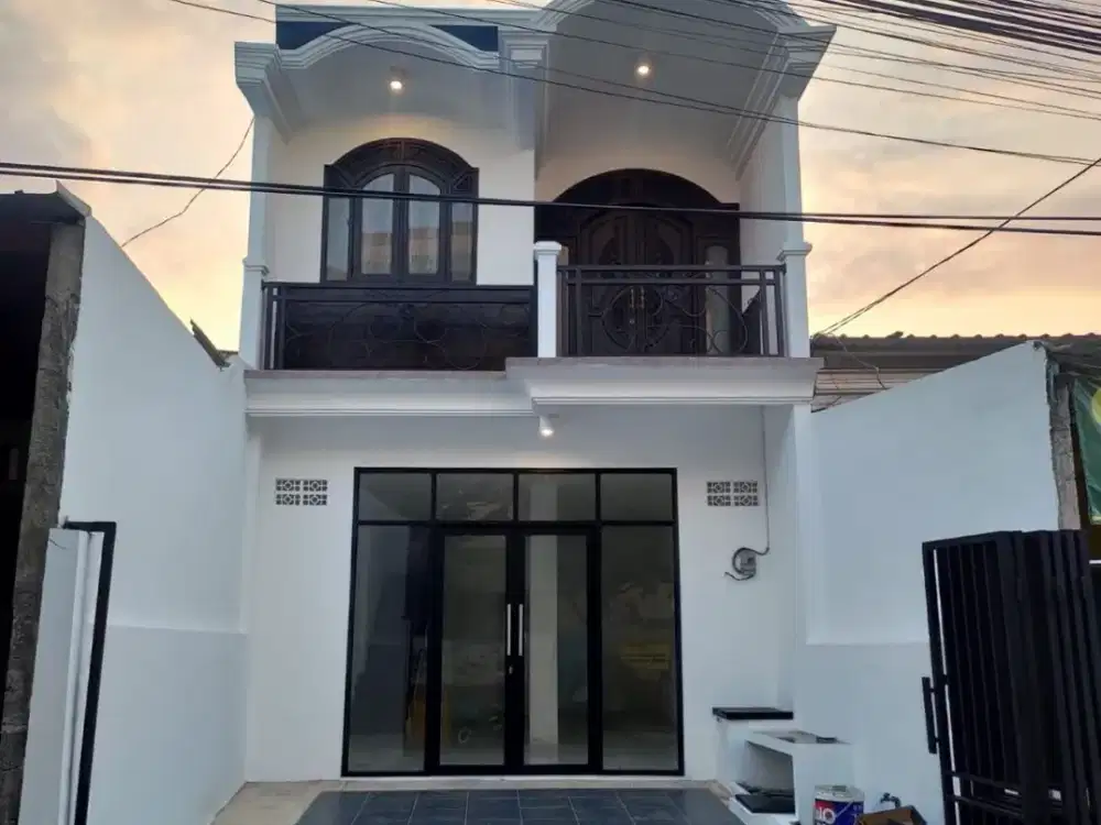 Ruko Rumah Usaha Gunung Anyar Tengah Padat Penduduk MERR