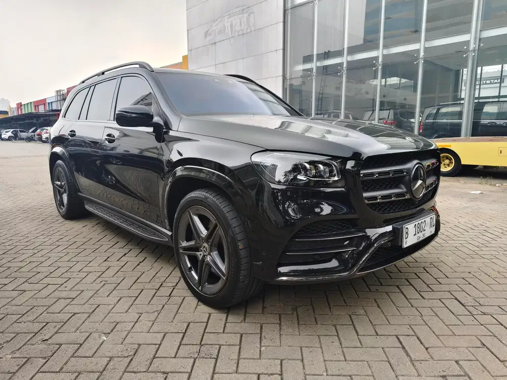 MERCY GLS450 AMG LINE 3.0 AT 2020 BLACK ON BLACK EXCELLENT CONDITION