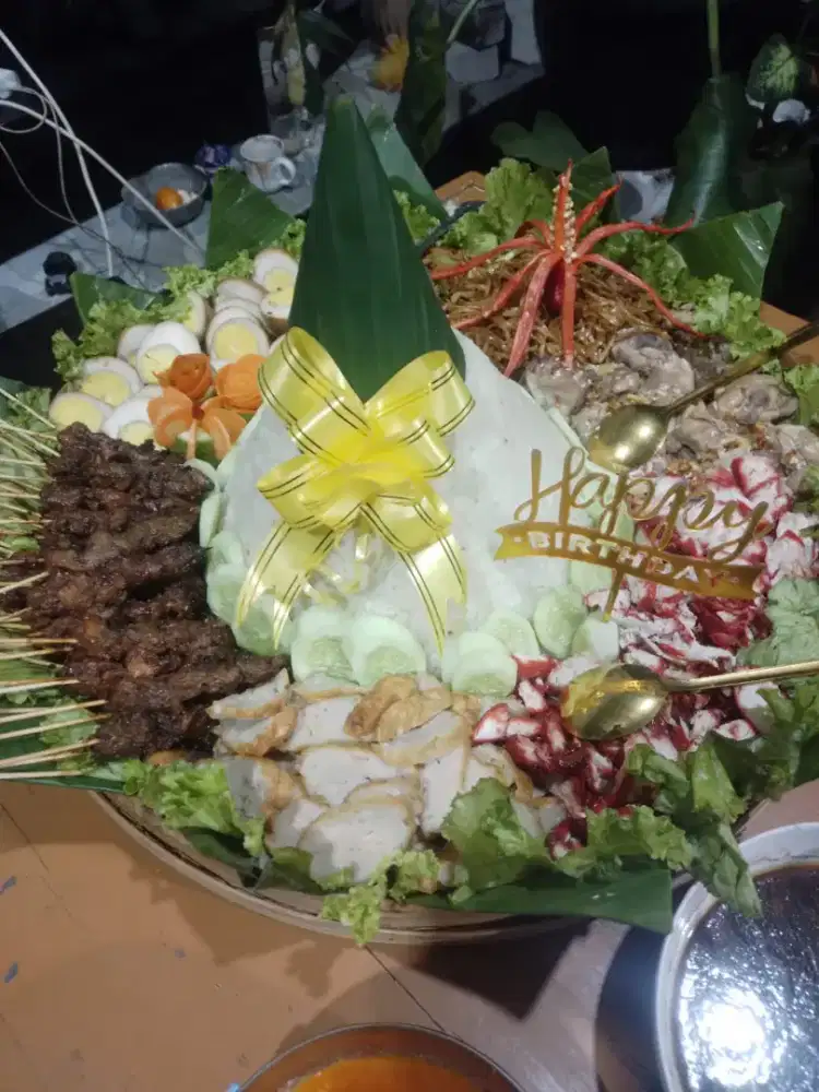 Terima pesanan tumpeng
