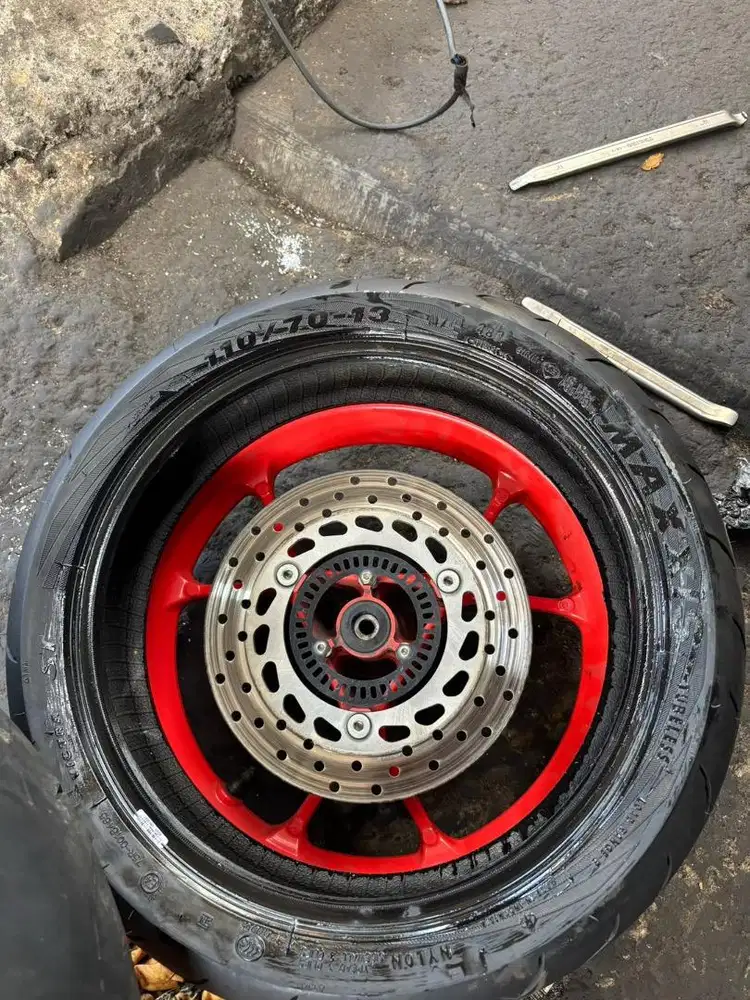 Ban depan maxxis 110/70-13