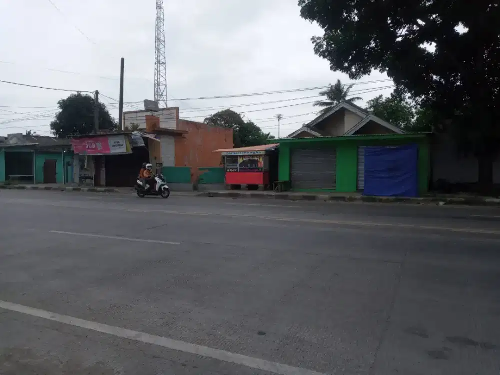 Dijual 2 Rumah + 1 Ruko + 2 Kios di atas tanah 1020 Mtr2 SHM
