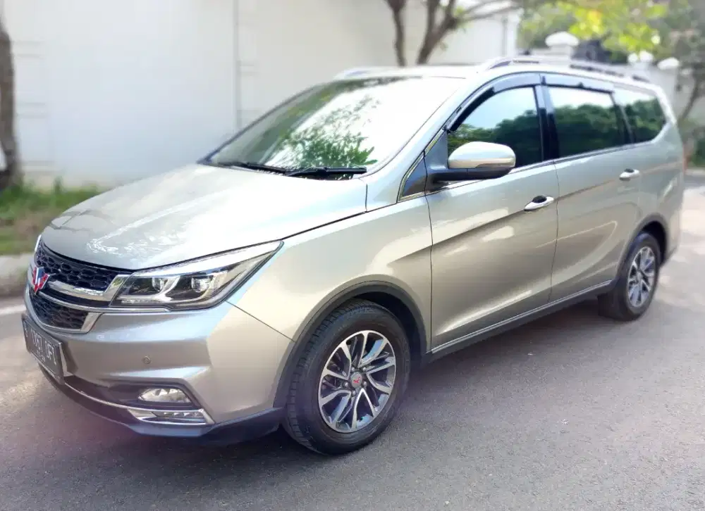 Wuling Cortez CT Lux + CVT AT 2021 Abu2 Met Istimewa Sekali Full Ori