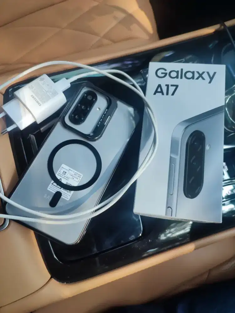 Samsung A17   8/128    4G