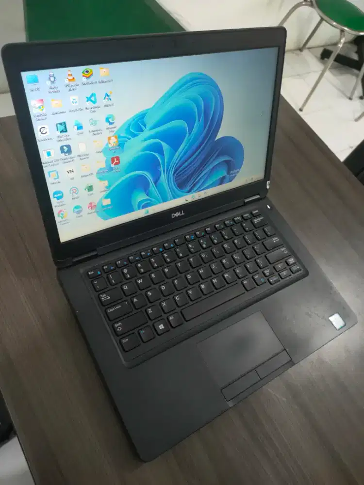 Laptop Dell Latitude 5490
Intel core i7-8650U