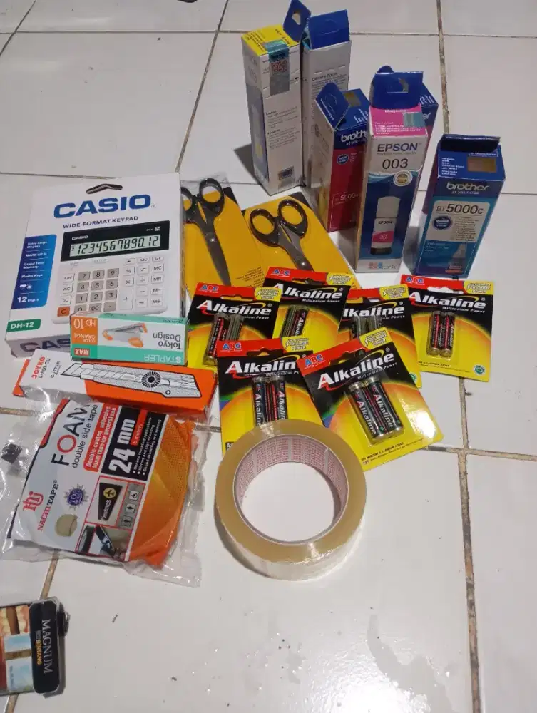 jual semua peralatan untuk dikantor,, 200k nett