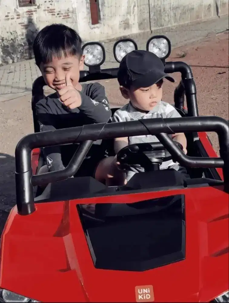 Mobil aki remot