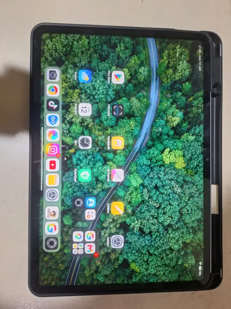 Xiaomi pad 7 , 8/256 gb ,, free case