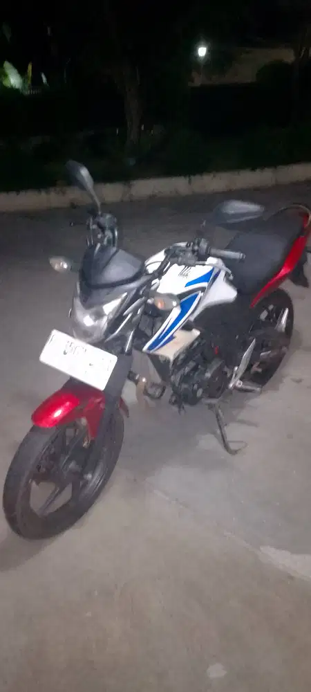 Jual motor CB150R OLD