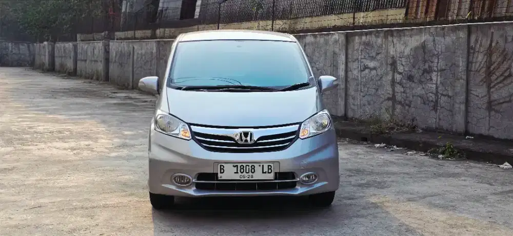 Honda New Freed PSD 1.5 AT Double Blower 2013 Low km