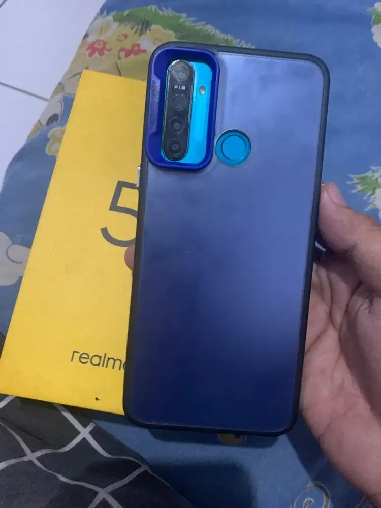 Realme 5i 4/64gb