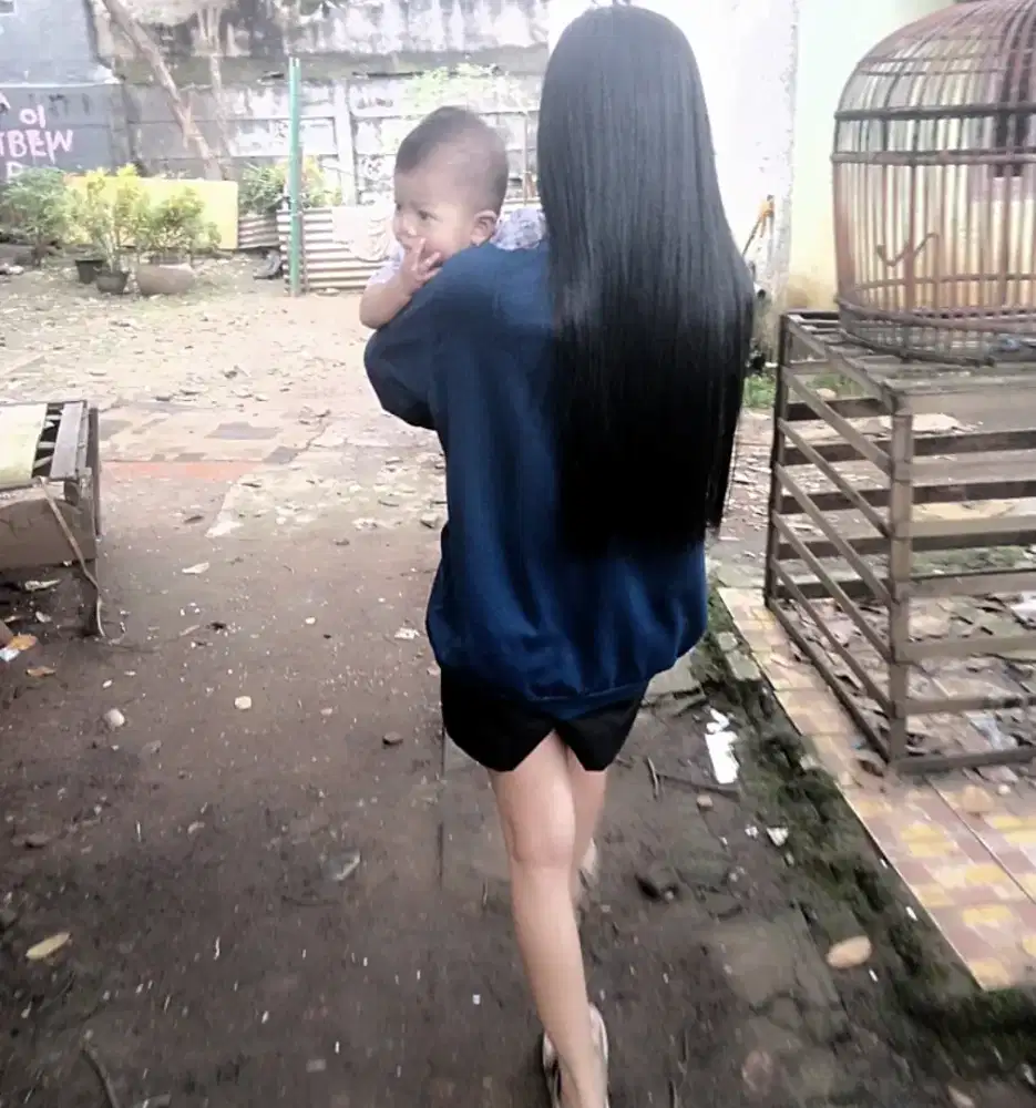 MENCARI LOWONGAN