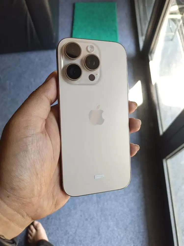 iPhone 16 Pro IBOX