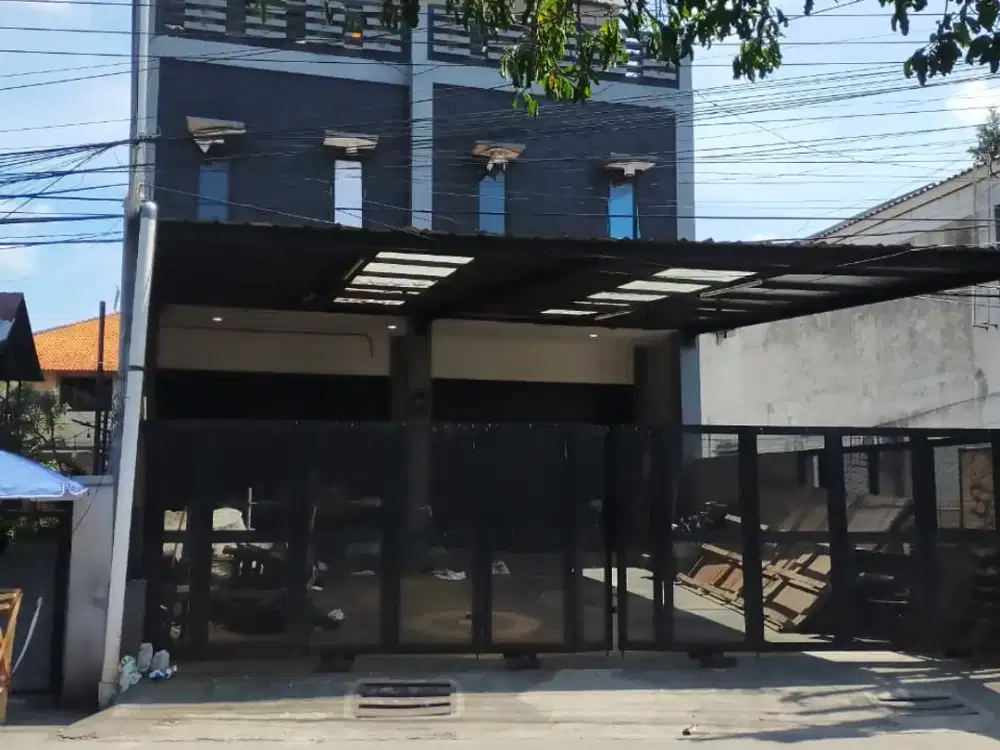 RUKO 3 LANTAI DI BABAKAN SARI KIARACONDONG BANDUNG